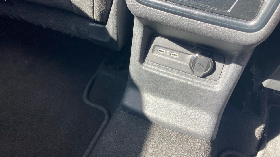 Skoda Kodiaq 1.5 TSI e-TEC SE 5dr DSG [7 Seat] Petrol Estate - Image 37