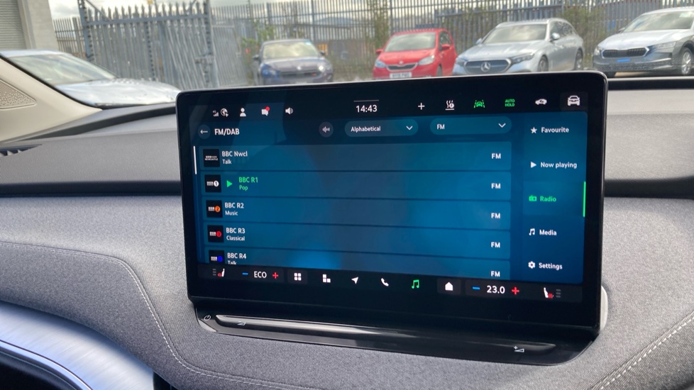 Skoda Enyaq 150kW 60 SE L 63kWh 5dr Auto Electric Estate - Image 12