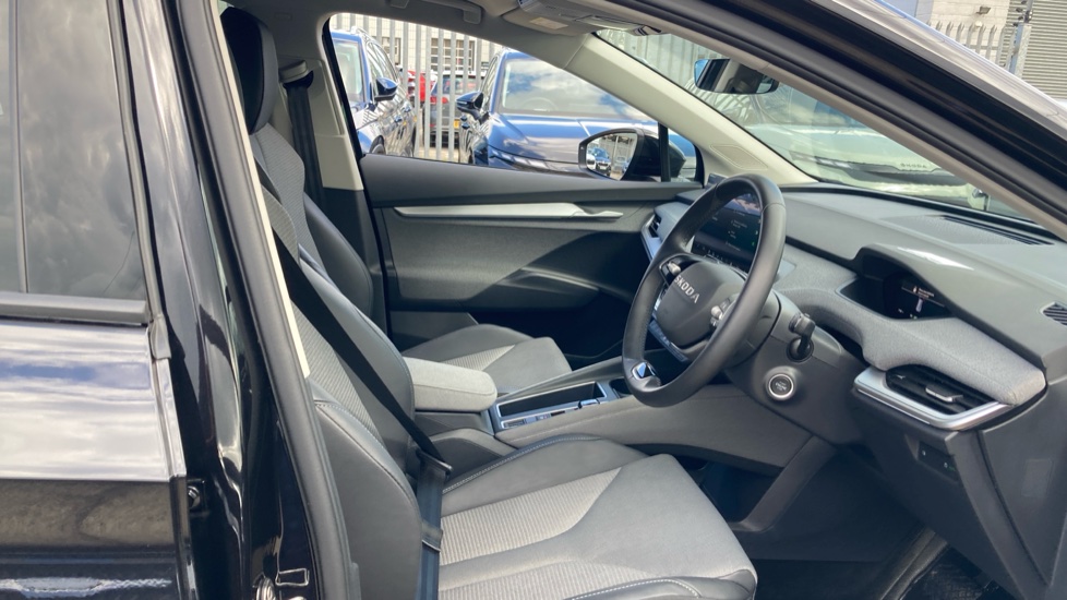 Skoda Enyaq 150kW 60 SE L 63kWh 5dr Auto Electric Estate - Image 15