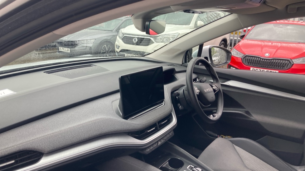 Skoda Enyaq 150kW 60 SE L 63kWh 5dr Auto Electric Estate - Image 2