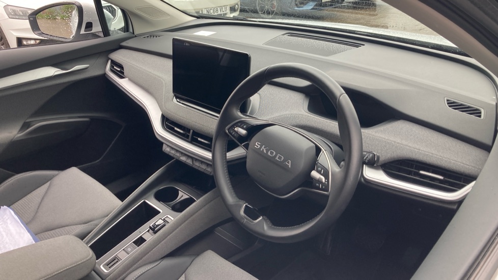 Skoda Enyaq 150kW 60 SE L 63kWh 5dr Auto Electric Estate - Image 6