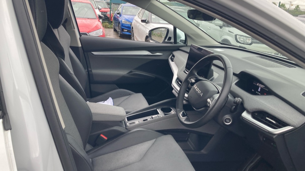 Skoda Enyaq 150kW 60 SE L 63kWh 5dr Auto Electric Estate - Image 15