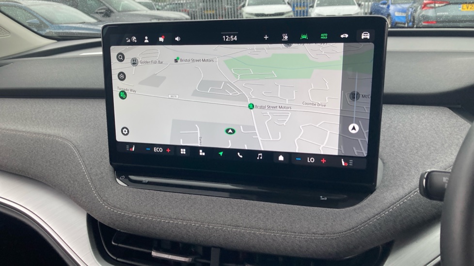 Skoda Enyaq 150kW 60 SE L 63kWh 5dr Auto Electric Estate - Image 37