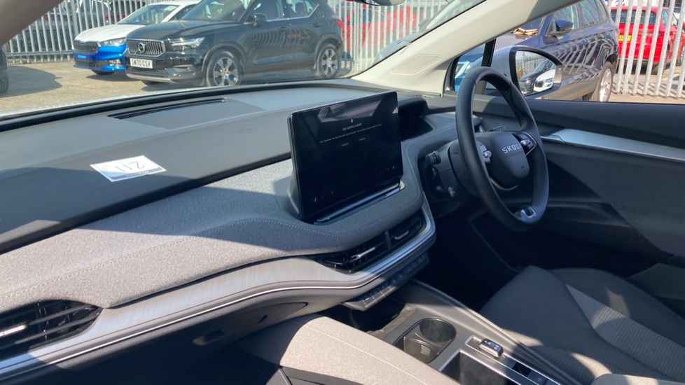 Skoda Enyaq 150kW 60 SE L 63kWh 5dr Auto Electric Estate - Image 2