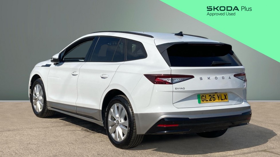 Skoda Enyaq 150kW 60 SE L 63kWh 5dr Auto Electric Estate - Image 3