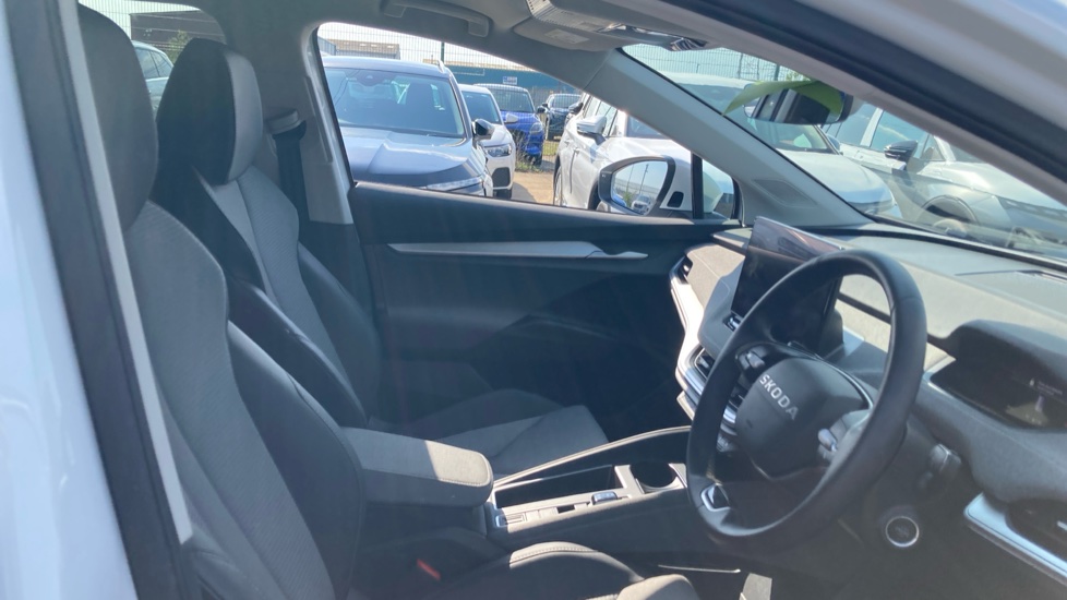 Skoda Enyaq 150kW 60 SE L 63kWh 5dr Auto Electric Estate - Image 15