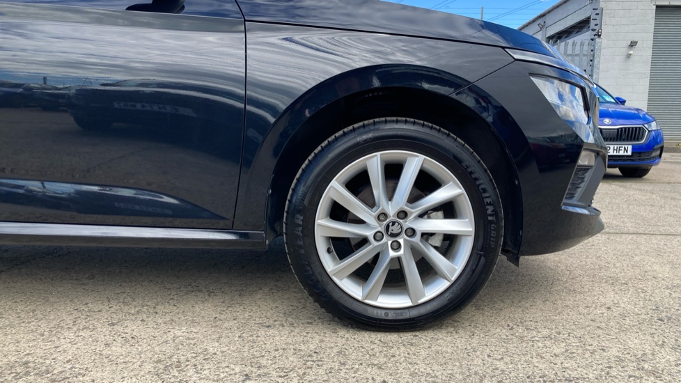 Skoda Kamiq 1.0 TSI SE Edition 5dr Petrol Hatchback - Image 5