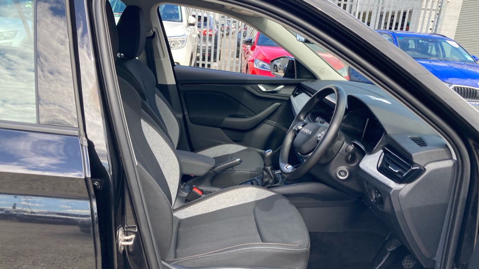 Skoda Kamiq 1.0 TSI SE Edition 5dr Petrol Hatchback - Image 15