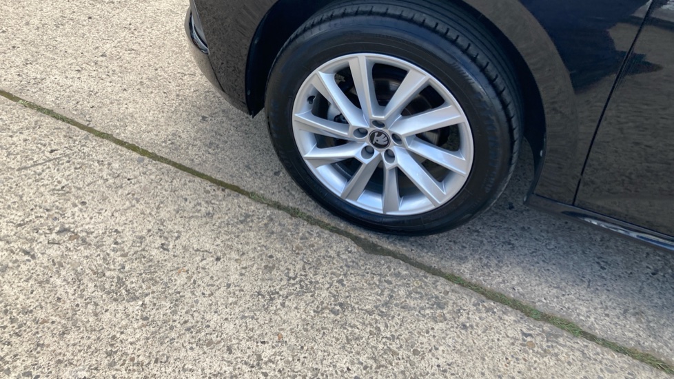 Skoda Kamiq 1.0 TSI SE Edition 5dr Petrol Hatchback - Image 23