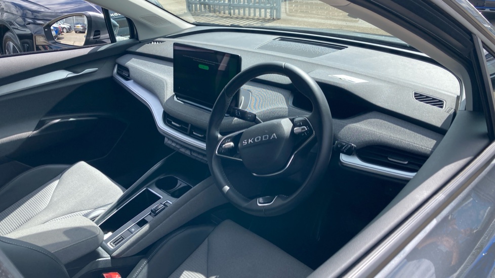 Skoda Enyaq 150kW 60 SE L 63kWh 5dr Auto Electric Estate - Image 6