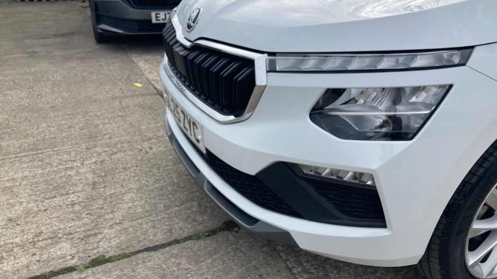 Skoda Kamiq 1.0 TSI 95 SE Edition 5dr Petrol Hatchback - Image 44
