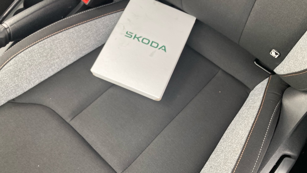 Skoda Kamiq 1.0 TSI SE Edition 5dr DSG Petrol Hatchback - Image 45