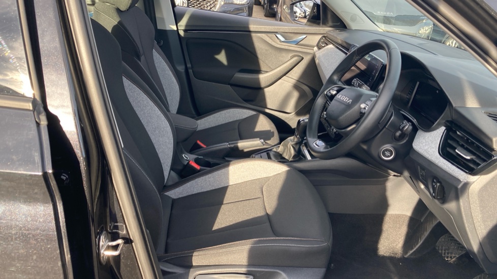 Skoda Kamiq 1.0 TSI SE Edition 5dr DSG Petrol Hatchback - Image 15