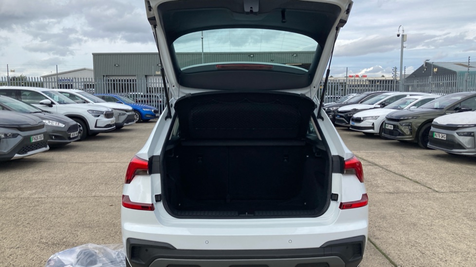 Skoda Kamiq 1.0 TSI SE Edition 5dr DSG Petrol Hatchback - Image 20