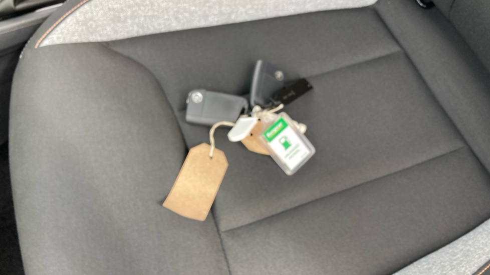 Skoda Kamiq 1.0 TSI SE Edition 5dr DSG Petrol Hatchback - Image 44