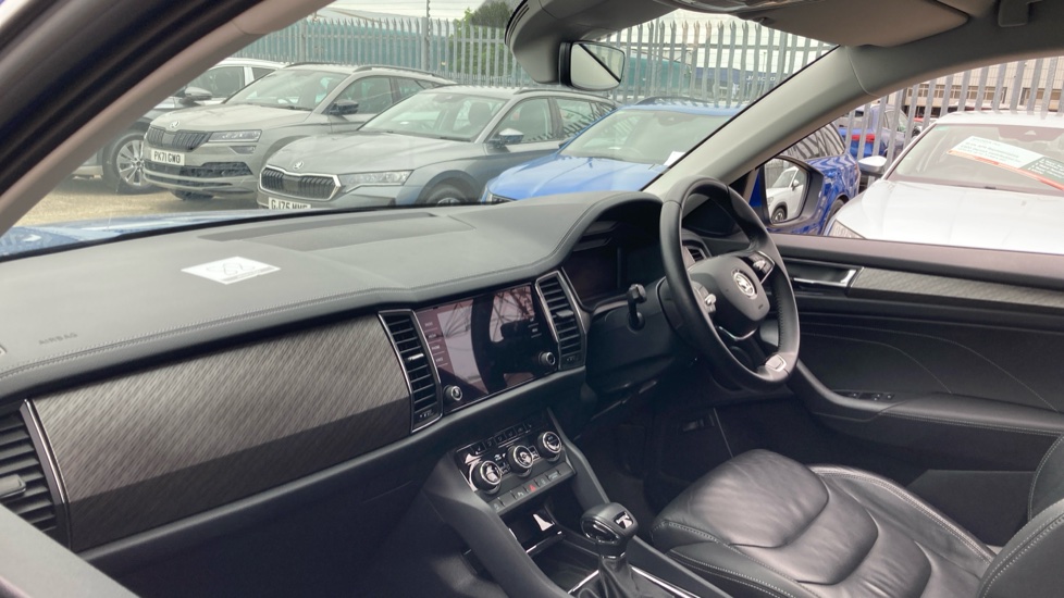 Skoda Kodiaq 1.5 TSI SE L Executive 5dr DSG [7 Seat] Petrol Estate - Image 2