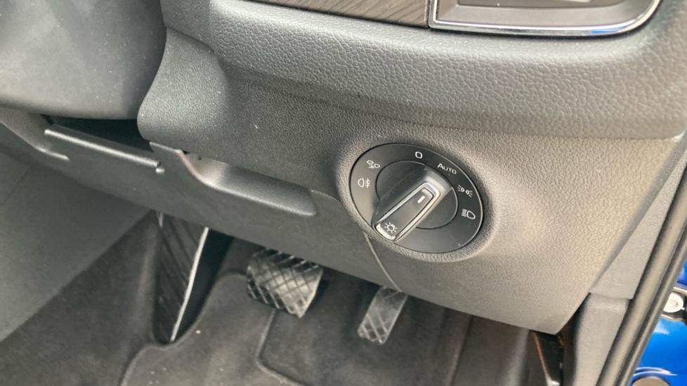 Skoda Kodiaq 1.5 TSI SE L Executive 5dr DSG [7 Seat] Petrol Estate - Image 30