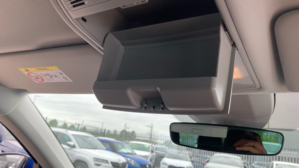 Skoda Kodiaq 1.5 TSI SE L Executive 5dr DSG [7 Seat] Petrol Estate - Image 32