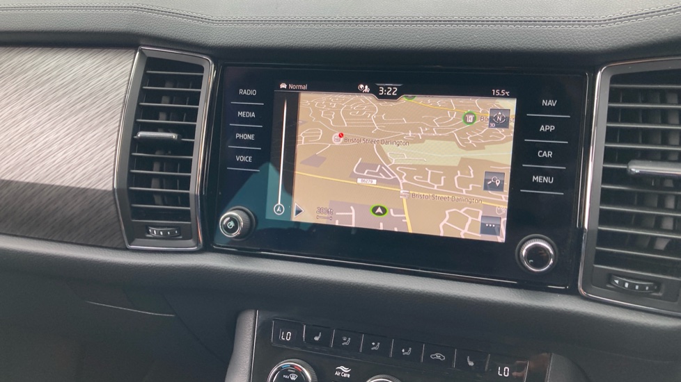 Skoda Kodiaq 1.5 TSI SE L Executive 5dr DSG [7 Seat] Petrol Estate - Image 34