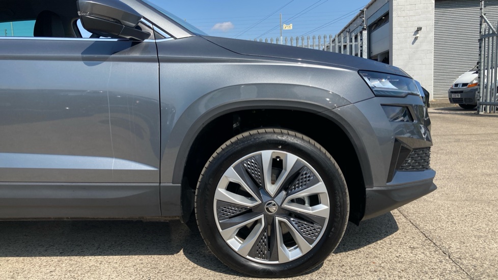 Skoda Karoq 1.5 TSI SE L 5dr DSG Petrol Estate - Image 5