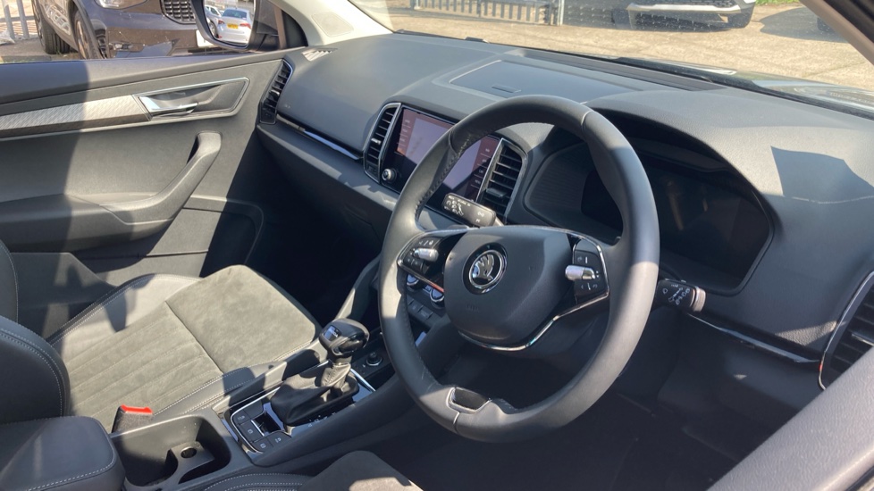 Skoda Karoq 1.5 TSI SE L 5dr DSG Petrol Estate - Image 6