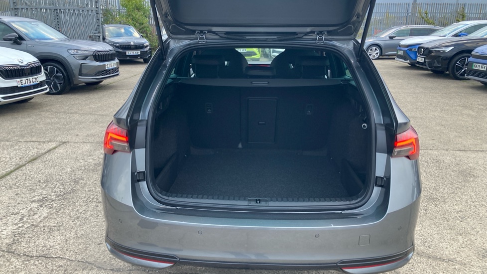 Skoda Octavia 1.5 TSI e-TEC 150 Sportline 5dr DSG Petrol Estate - Image 20