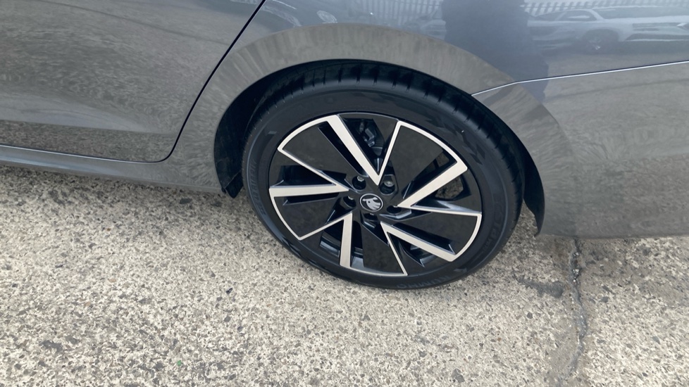 Skoda Octavia 1.5 TSI e-TEC 150 Sportline 5dr DSG Petrol Estate - Image 22
