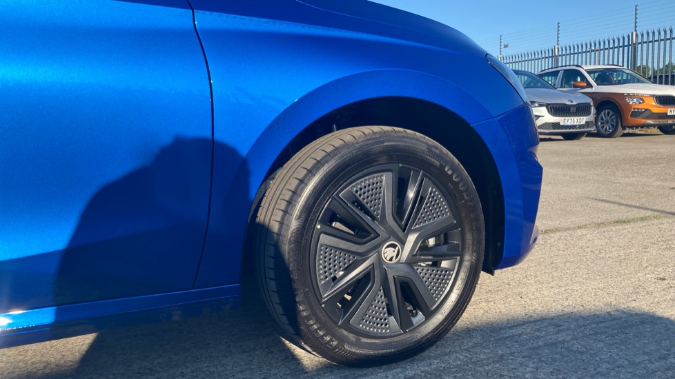 Skoda Fabia 1.0 TSI 116 Design Edition 5dr DSG Petrol Hatchback - Image 5