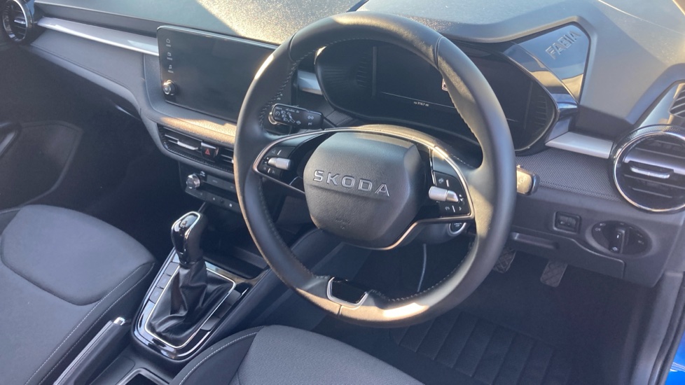 Skoda Fabia 1.0 TSI 116 Design Edition 5dr DSG Petrol Hatchback - Image 10