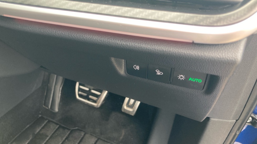 Skoda Enyaq 210kW 85x Sportline 82kWh 4x4 5dr Auto Electric - Image 32