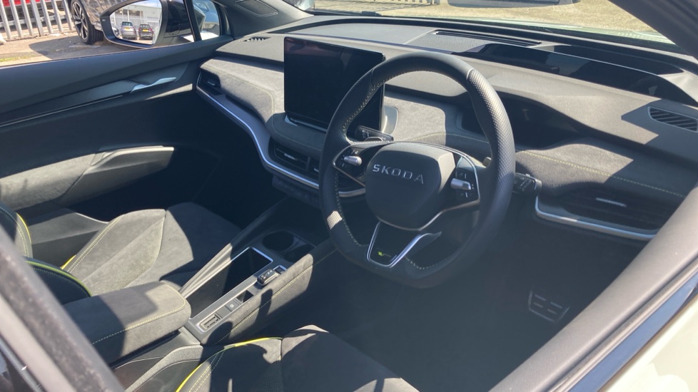 Skoda Elroq 250kW vRS 84kWh 4x4 5dr Auto Electric Estate - Image 6