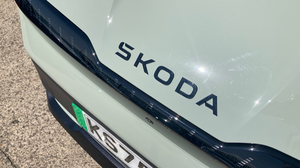 Skoda Elroq 250kW vRS 84kWh 4x4 5dr Auto Electric Estate - Image 26
