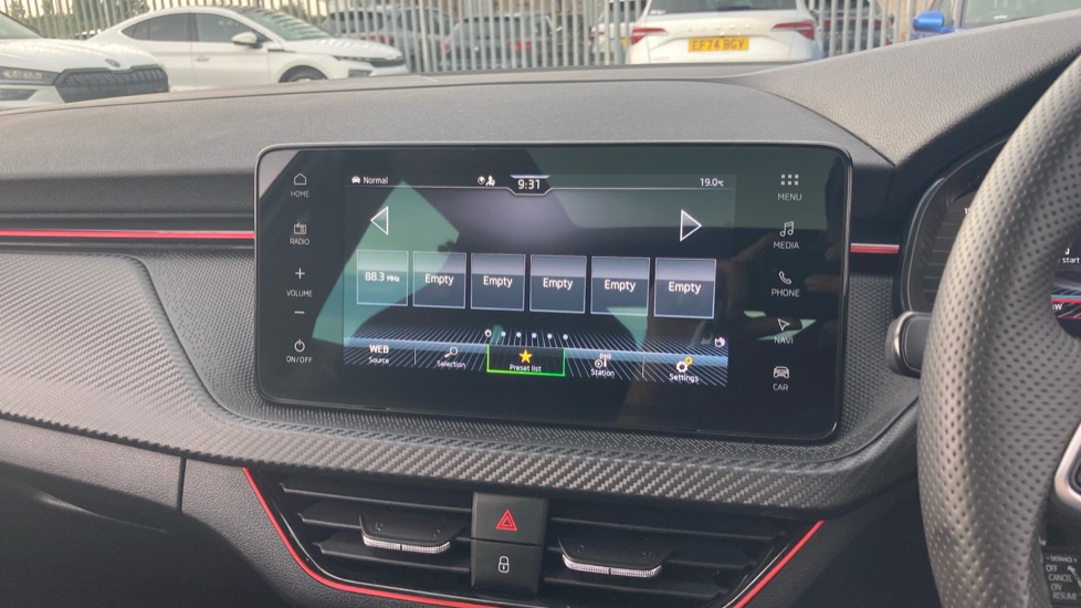 Skoda Scala 1.0 TSI 116 Monte Carlo Edition 5dr Petrol Hatchback - Image 12
