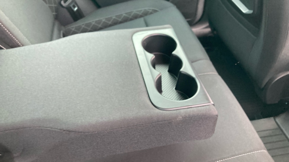 Skoda Karoq 1.5 TSI SE 5dr Petrol Estate - Image 36
