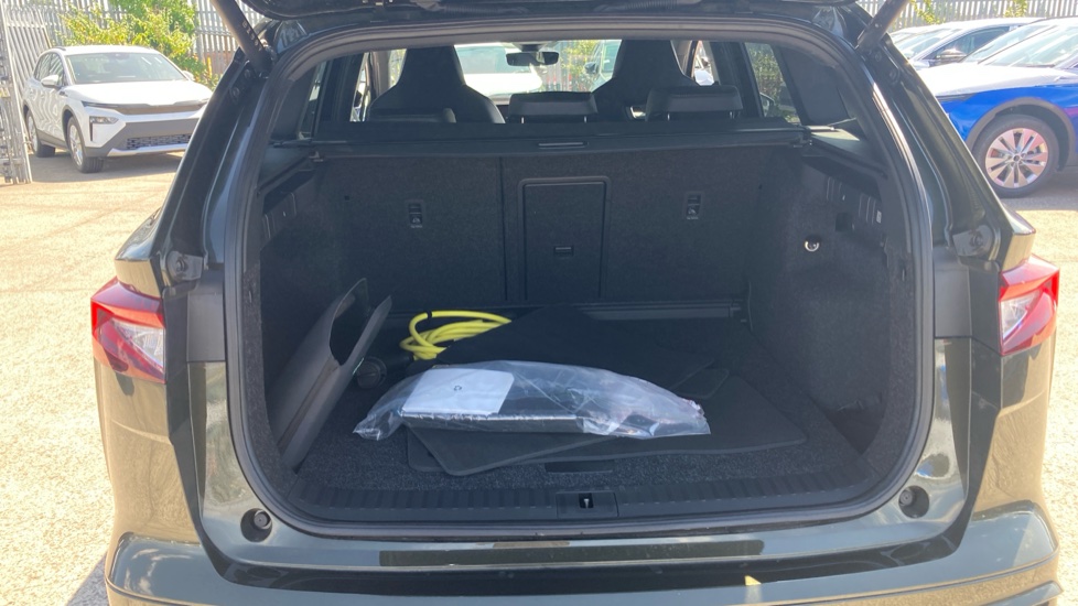 Skoda Enyaq 210kW 85x Sportline 82kWh 4x4 5dr Auto Electric Estate - Image 20