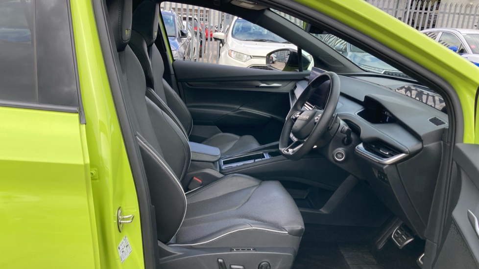 Skoda Enyaq 250kW vRS 84kWh 4x4 5dr Auto Electric - Image 15