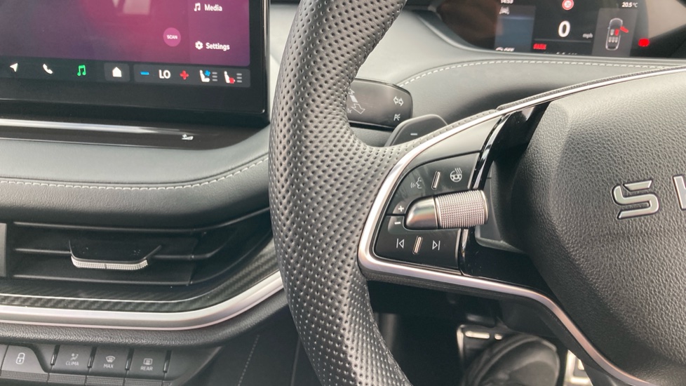 Skoda Enyaq 250kW vRS 84kWh 4x4 5dr Auto Electric - Image 17
