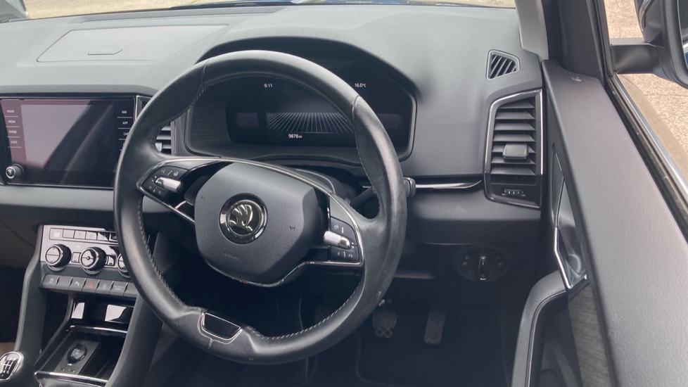 Skoda Karoq 1.5 TSI SE L 5dr Petrol Estate - Image 10