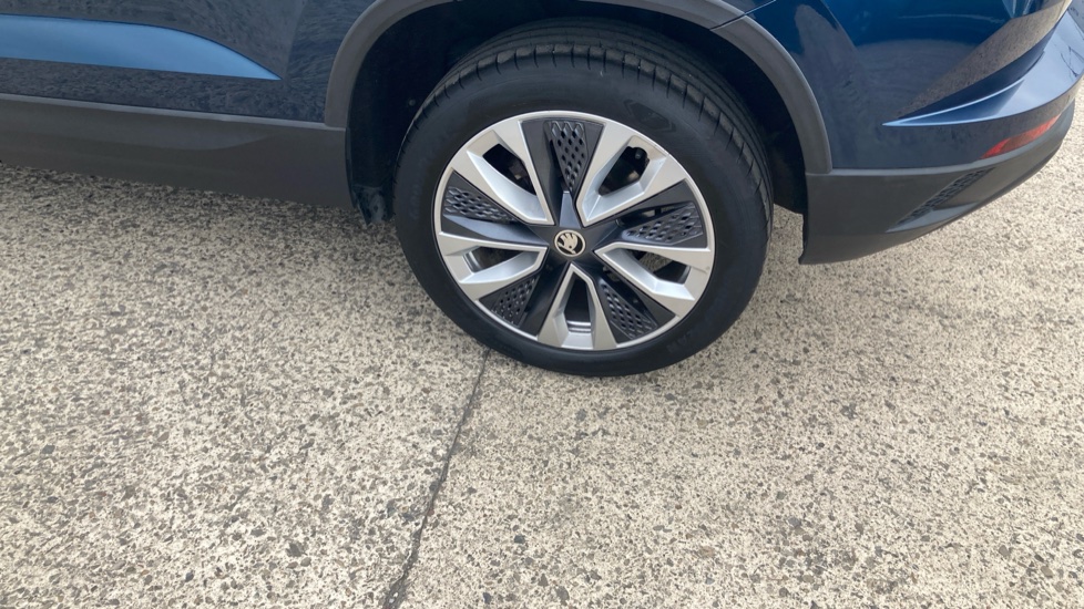 Skoda Karoq 1.5 TSI SE L 5dr Petrol Estate - Image 22