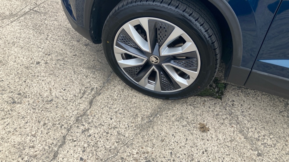 Skoda Karoq 1.5 TSI SE L 5dr Petrol Estate - Image 23