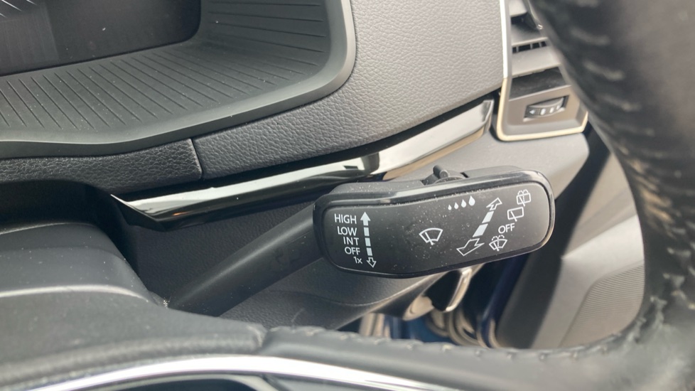 Skoda Karoq 1.5 TSI SE L 5dr Petrol Estate - Image 28