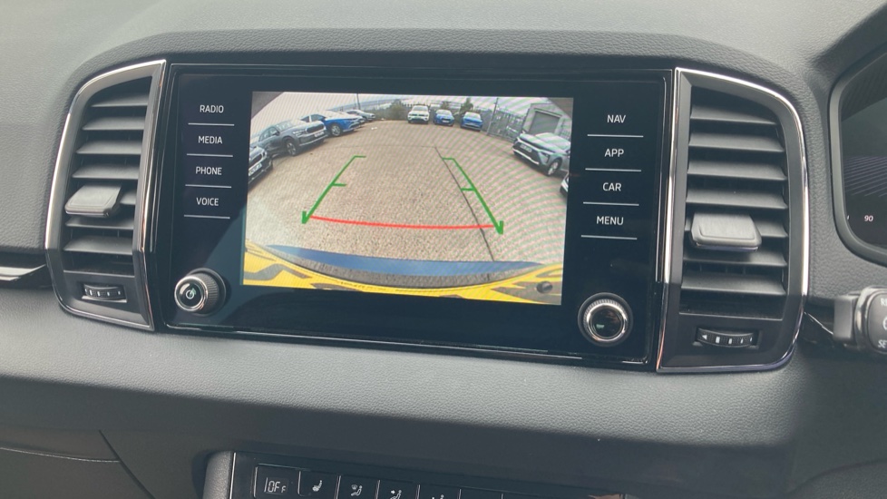 Skoda Karoq 1.5 TSI SE L 5dr Petrol Estate - Image 33