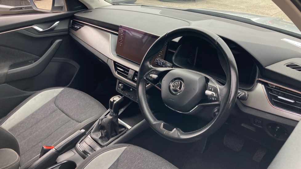 Skoda Kamiq 1.5 TSI SE L 5dr DSG Petrol Hatchback - Image 6