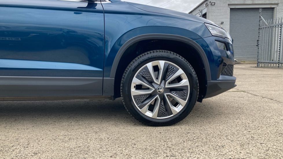Skoda Karoq 1.5 TSI SE L 5dr Petrol Estate - Image 5