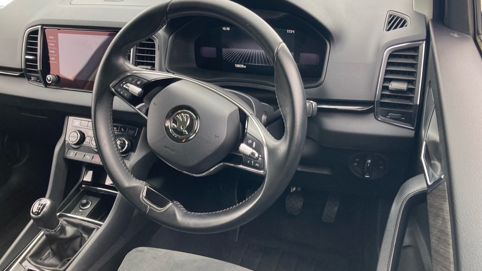 Skoda Karoq 1.5 TSI SE L 5dr Petrol Estate - Image 10