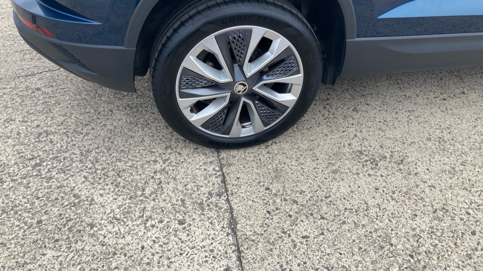 Skoda Karoq 1.5 TSI SE L 5dr Petrol Estate - Image 21