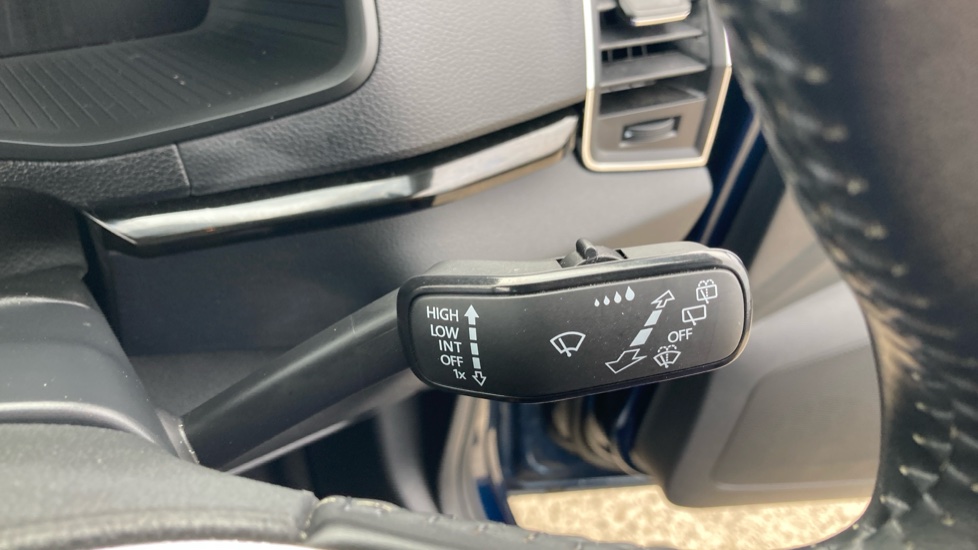 Skoda Karoq 1.5 TSI SE L 5dr Petrol Estate - Image 29