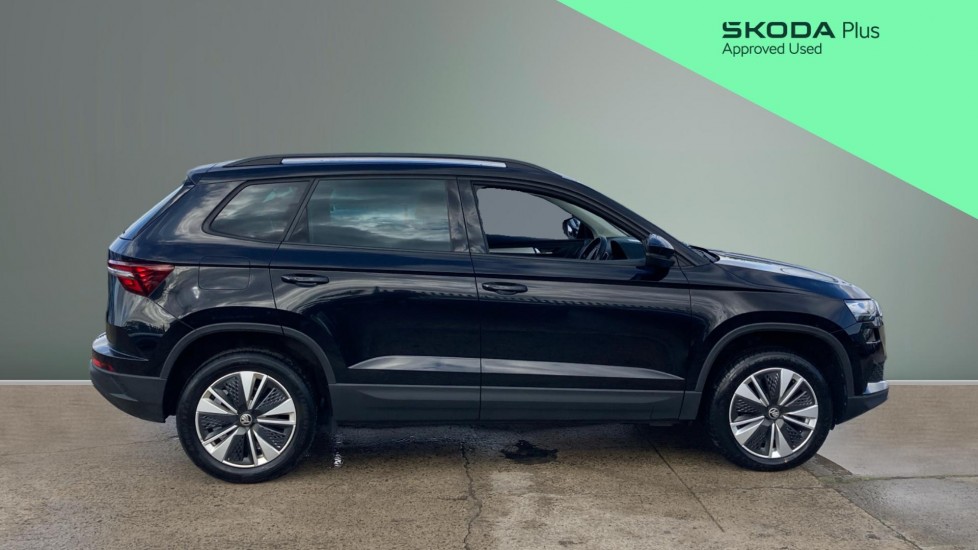 Skoda Karoq 1.0 TSI SE Drive 5dr Petrol Estate - Image 4