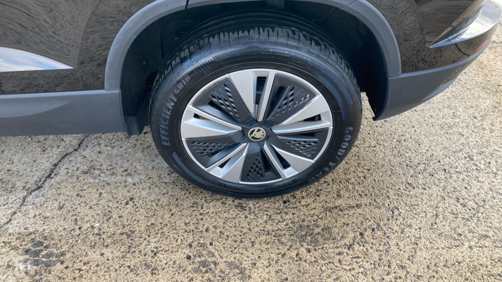 Skoda Karoq 1.0 TSI SE Drive 5dr Petrol Estate - Image 22