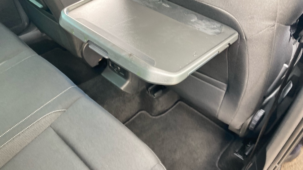 Skoda Karoq 1.0 TSI SE Drive 5dr Petrol Estate - Image 38
